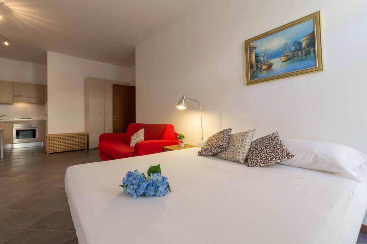 Galleria Roma Apartment - Affitti Brevi Italia 레코 외부 사진